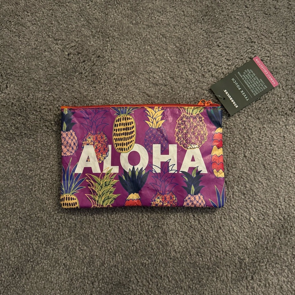 NWT. Starbucks Pouch Hawaii exclusive